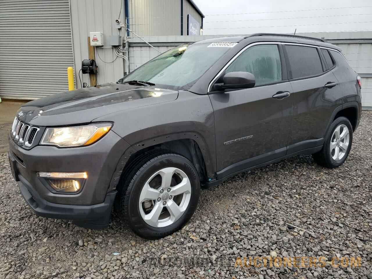 3C4NJDBB8JT435202 JEEP COMPASS 2018