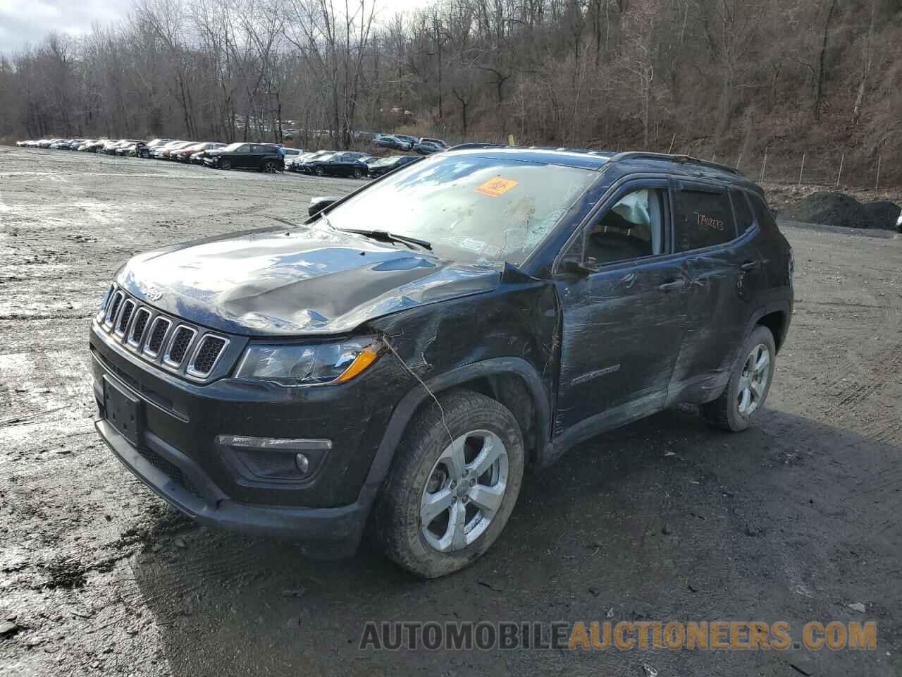 3C4NJDBB8JT479426 JEEP COMPASS 2018