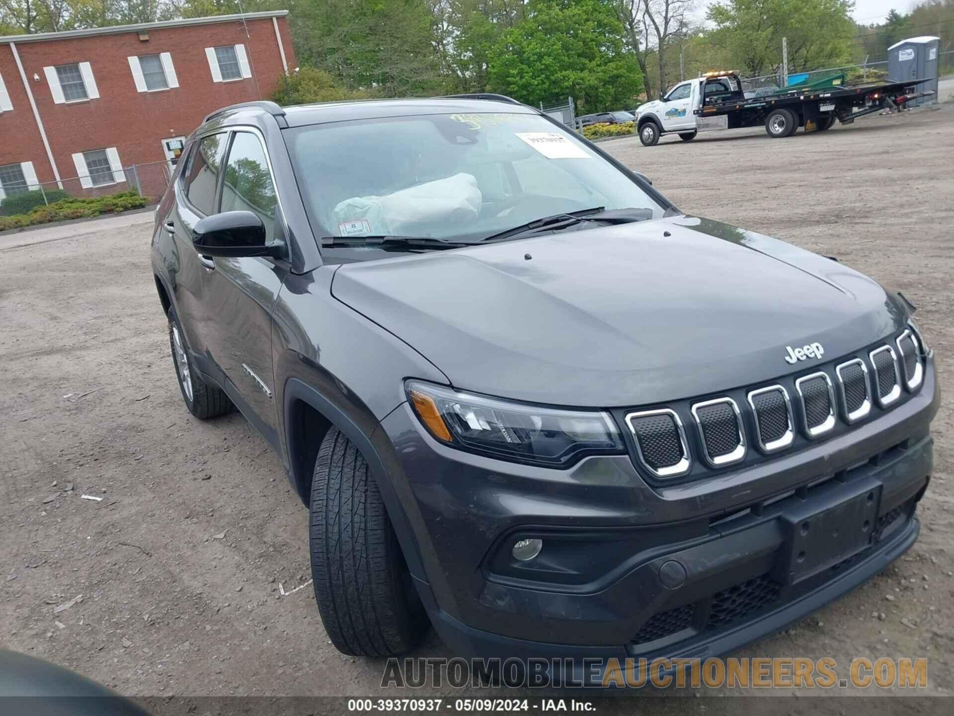 3C4NJDBB8NT181142 JEEP COMPASS 2022