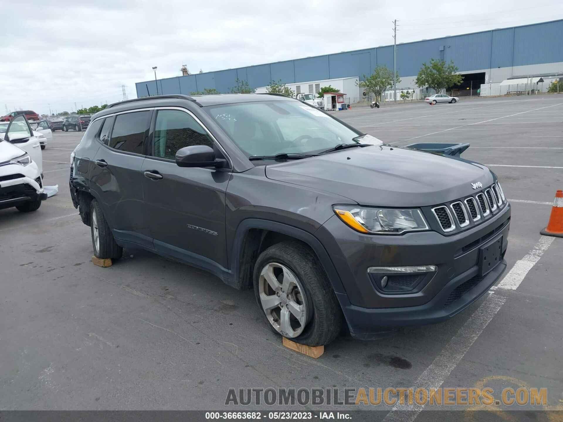 3C4NJDBB9JT409319 JEEP COMPASS 2018