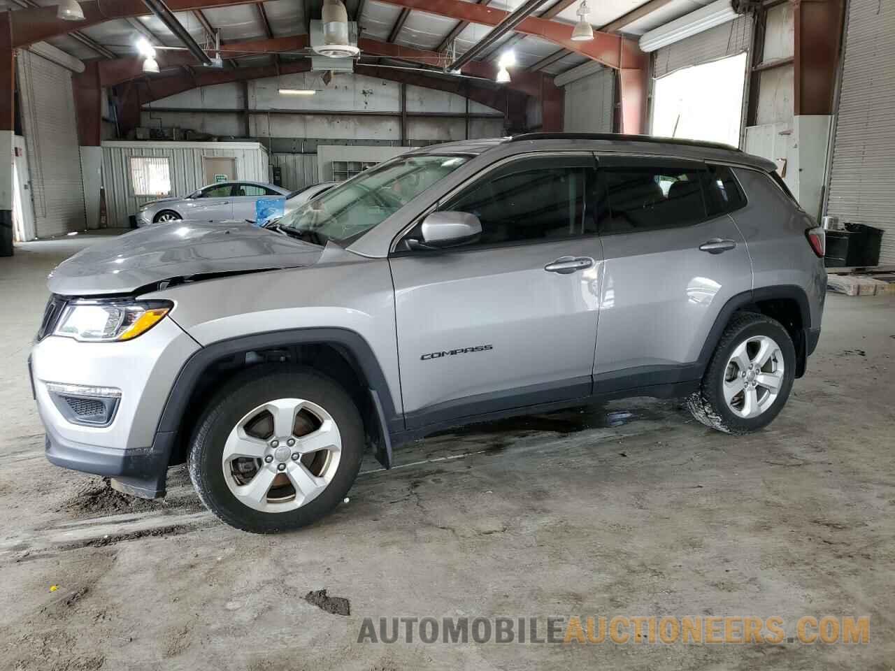 3C4NJDBBXJT138609 JEEP COMPASS 2018