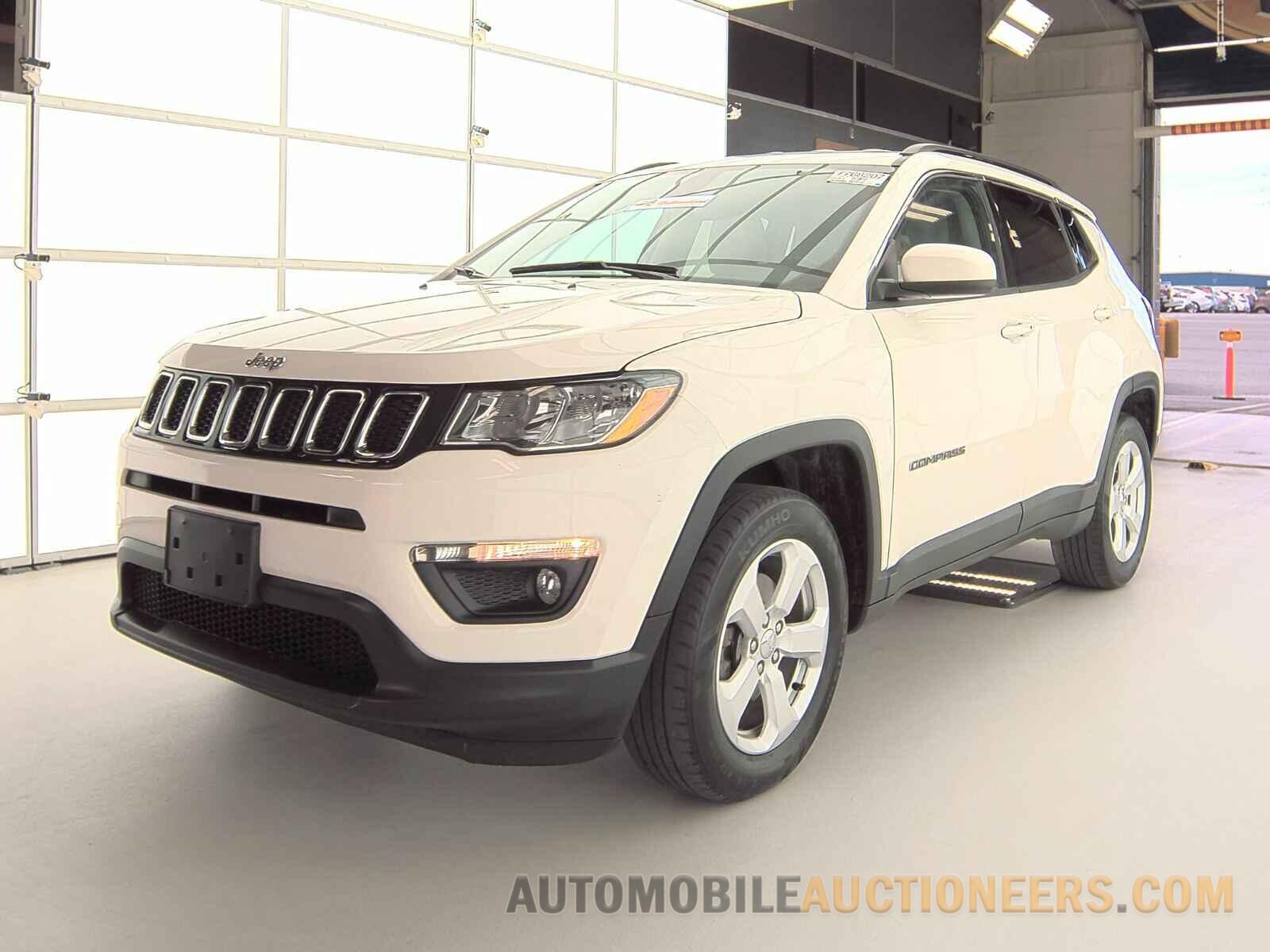 3C4NJDBBXJT263075 Jeep Compass 2018