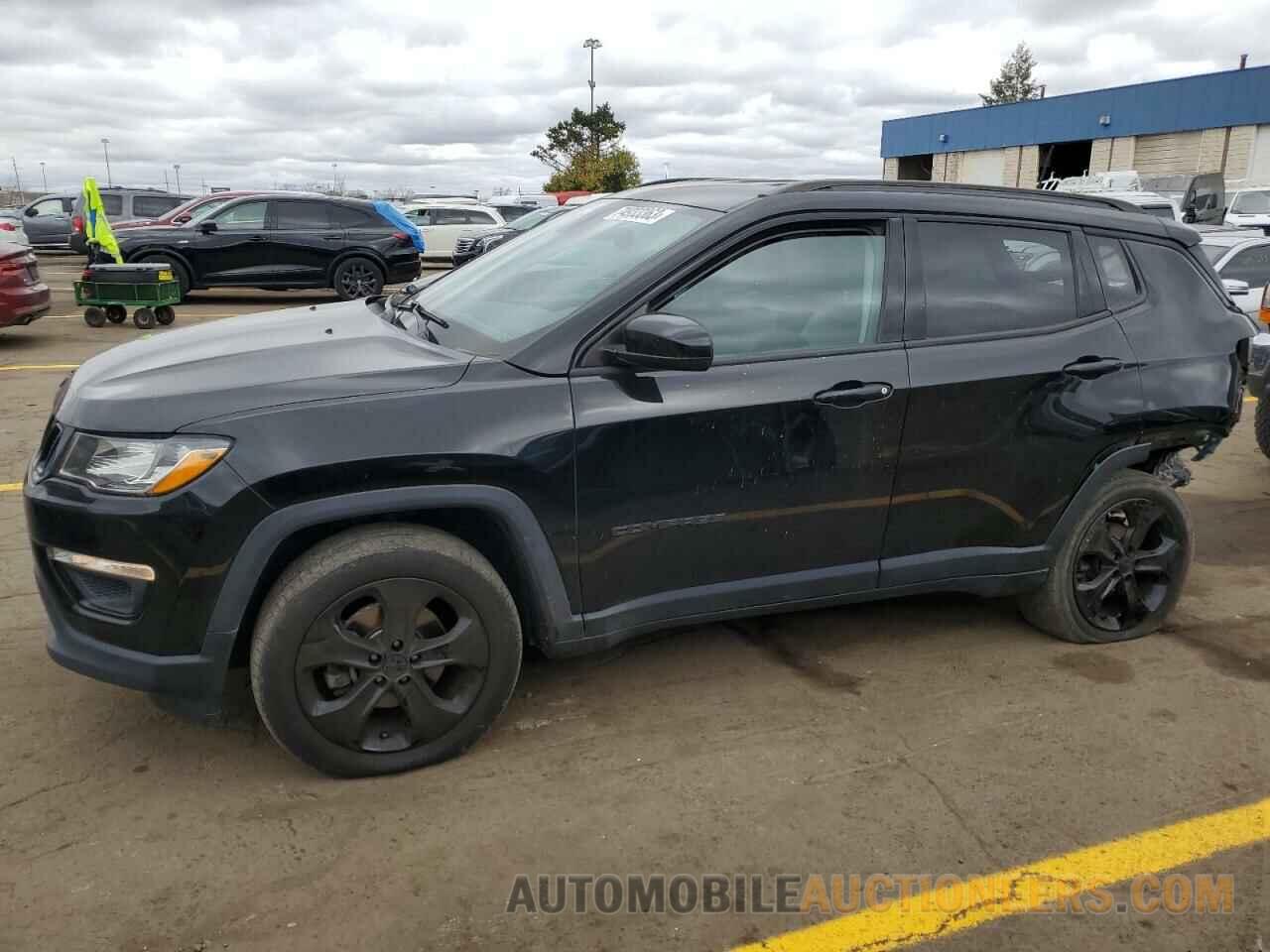 3C4NJDBBXJT395558 JEEP COMPASS 2018