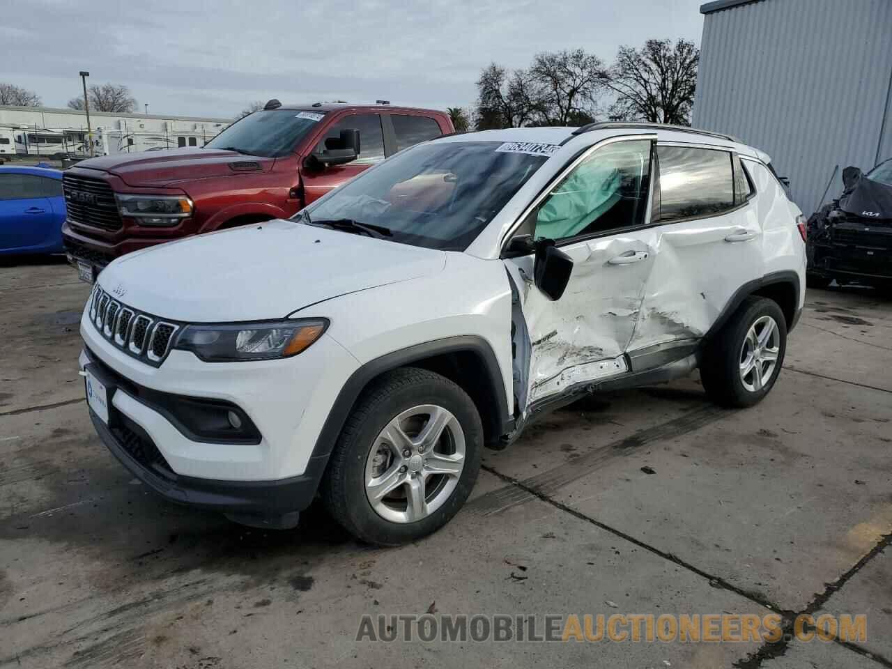 3C4NJDBN2PT566967 JEEP COMPASS 2023