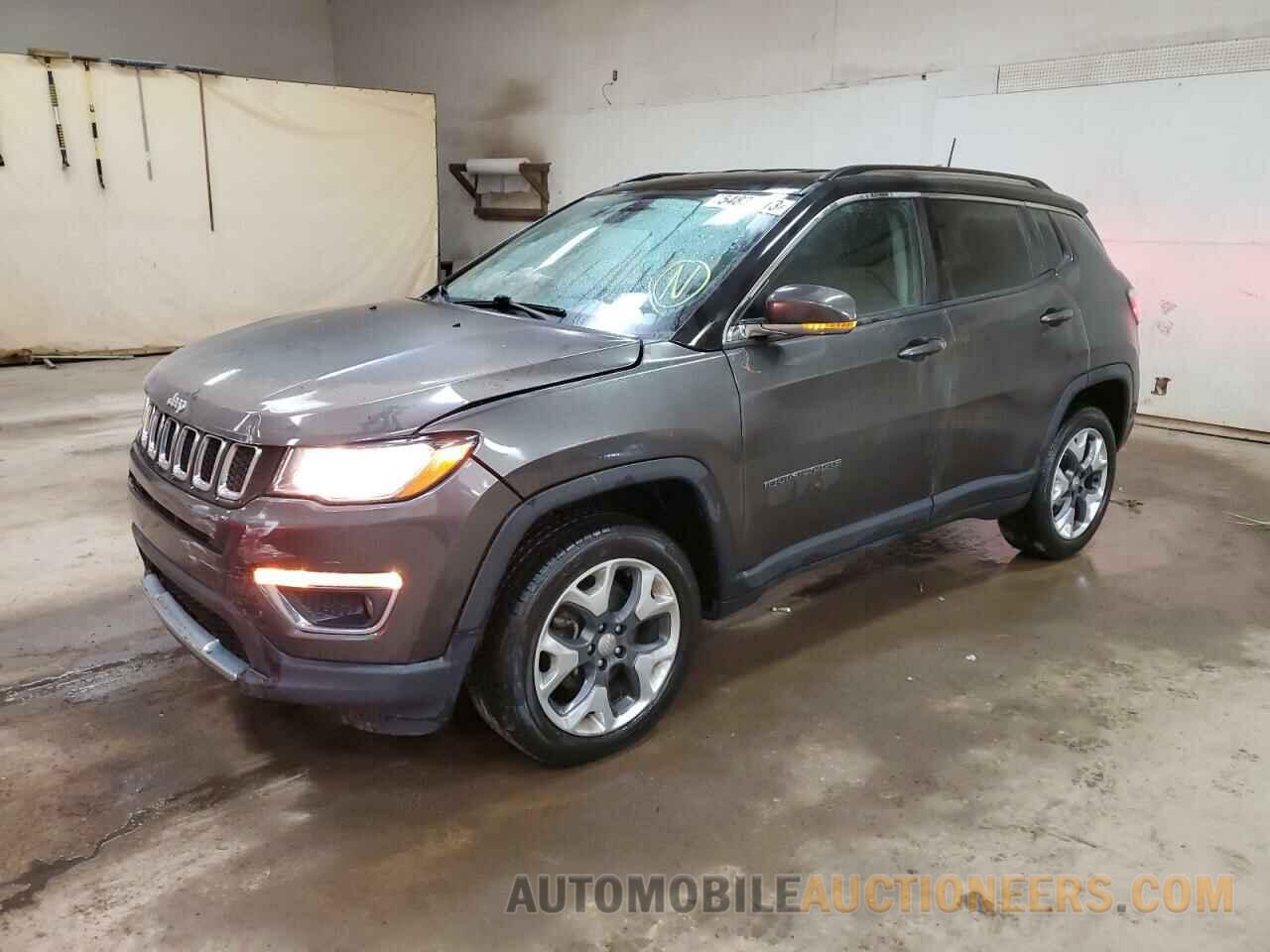 3C4NJDCB0JT135555 JEEP COMPASS 2018