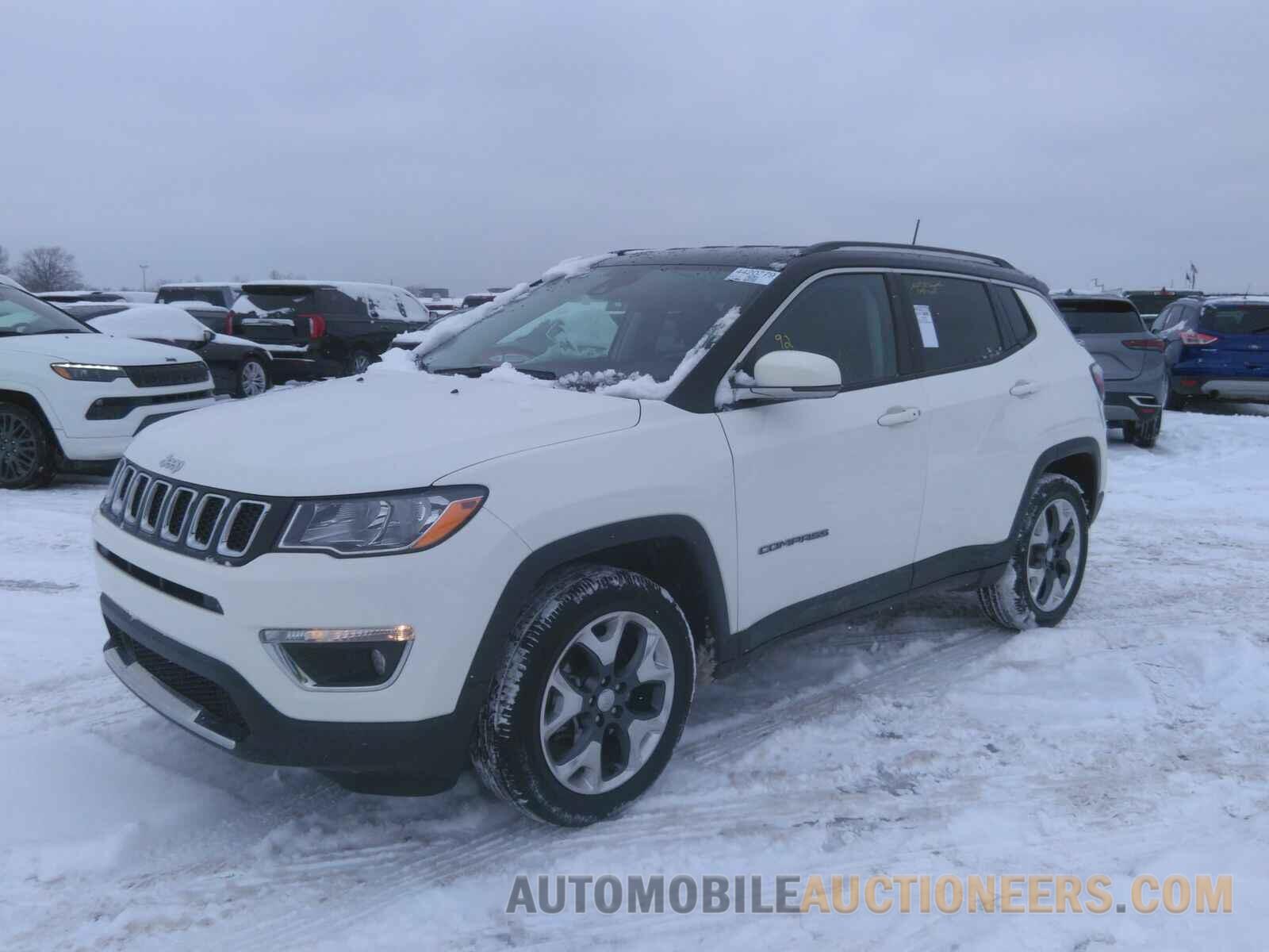 3C4NJDCB0MT557569 Jeep Compass 2021