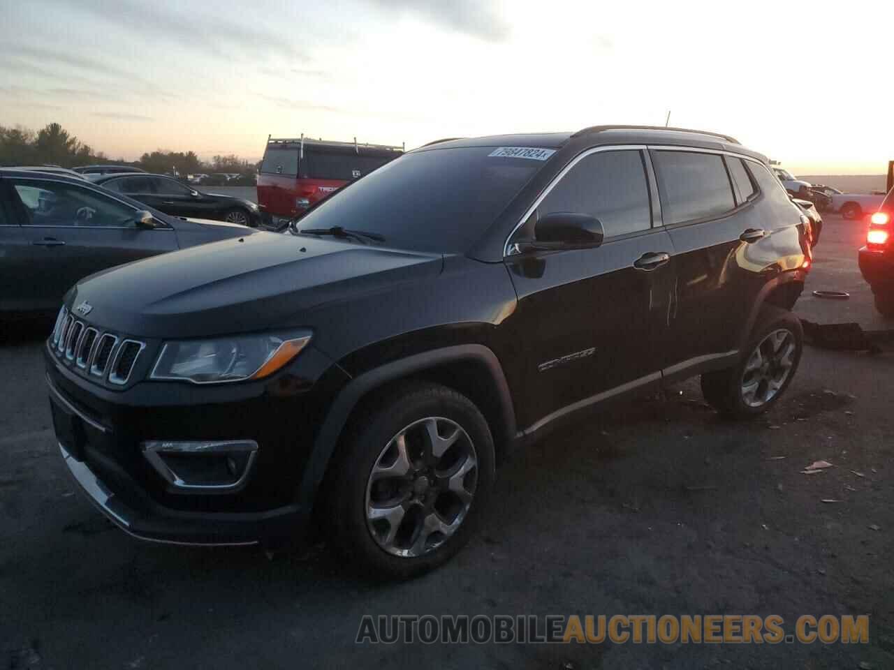 3C4NJDCB1JT245899 JEEP COMPASS 2018