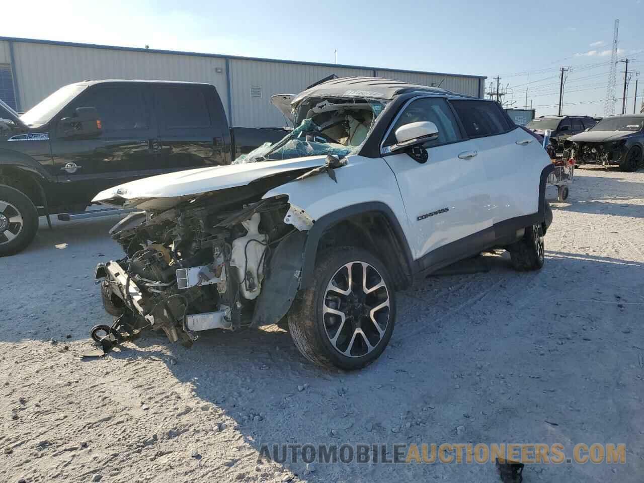 3C4NJDCB1JT253243 JEEP COMPASS 2018