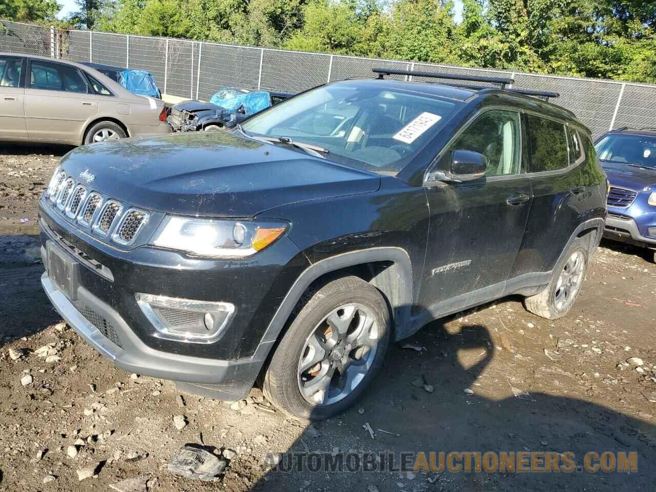 3C4NJDCB2JT333697 JEEP COMPASS 2018