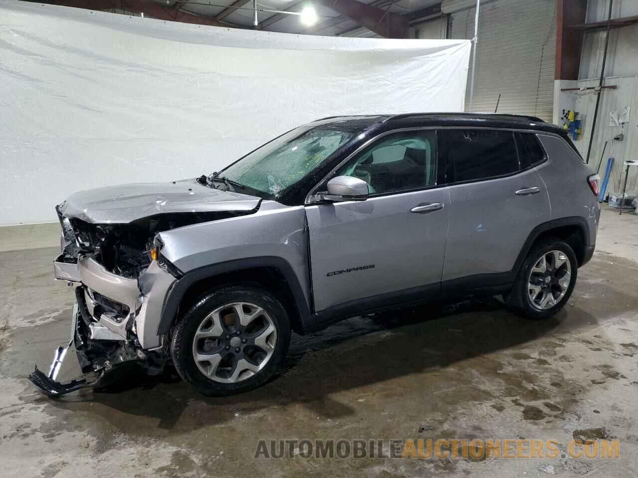 3C4NJDCB2JT373925 JEEP COMPASS 2018