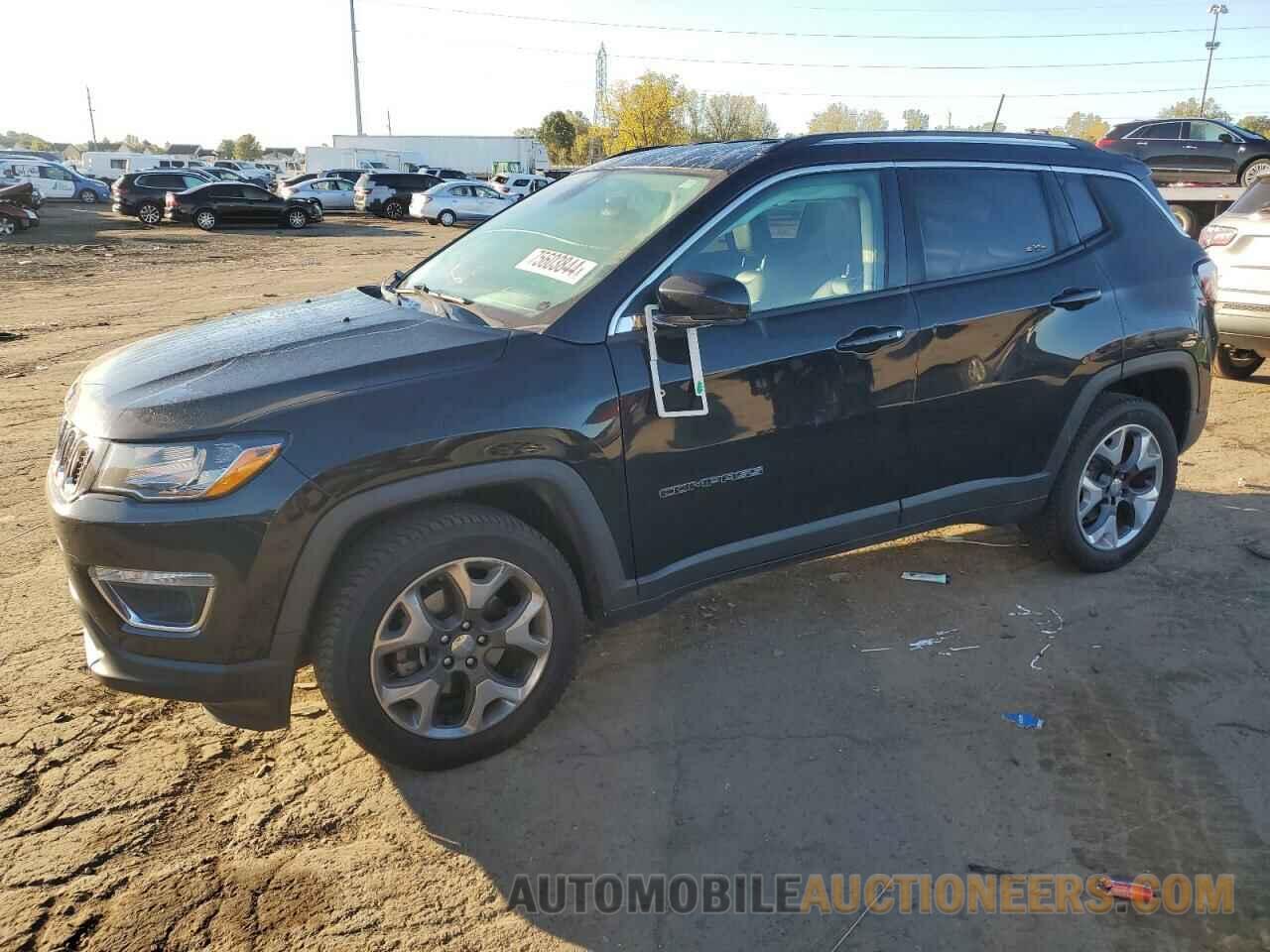 3C4NJDCB2JT499749 JEEP COMPASS 2018