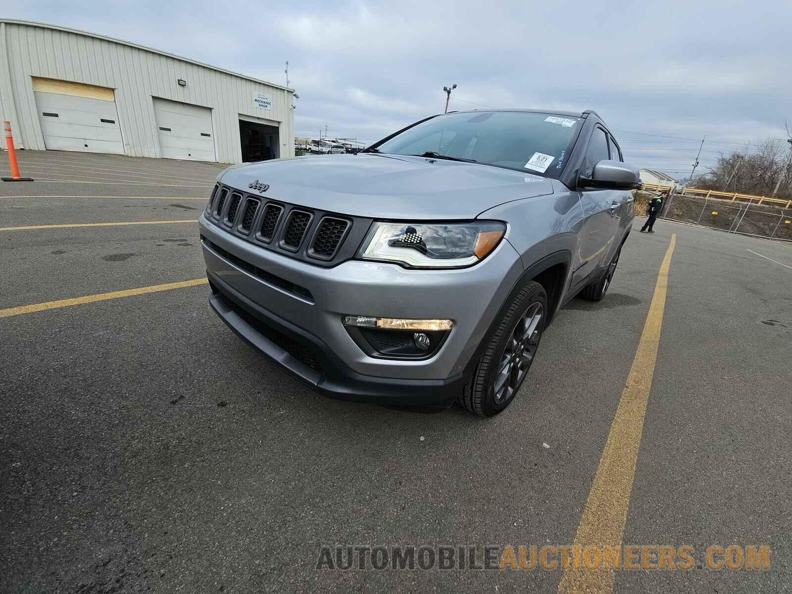 3C4NJDCB2LT100759 Jeep Compass 2020