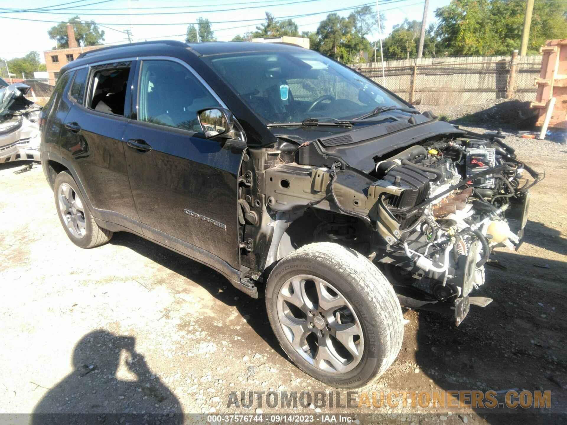 3C4NJDCB4JT372775 JEEP COMPASS 2018