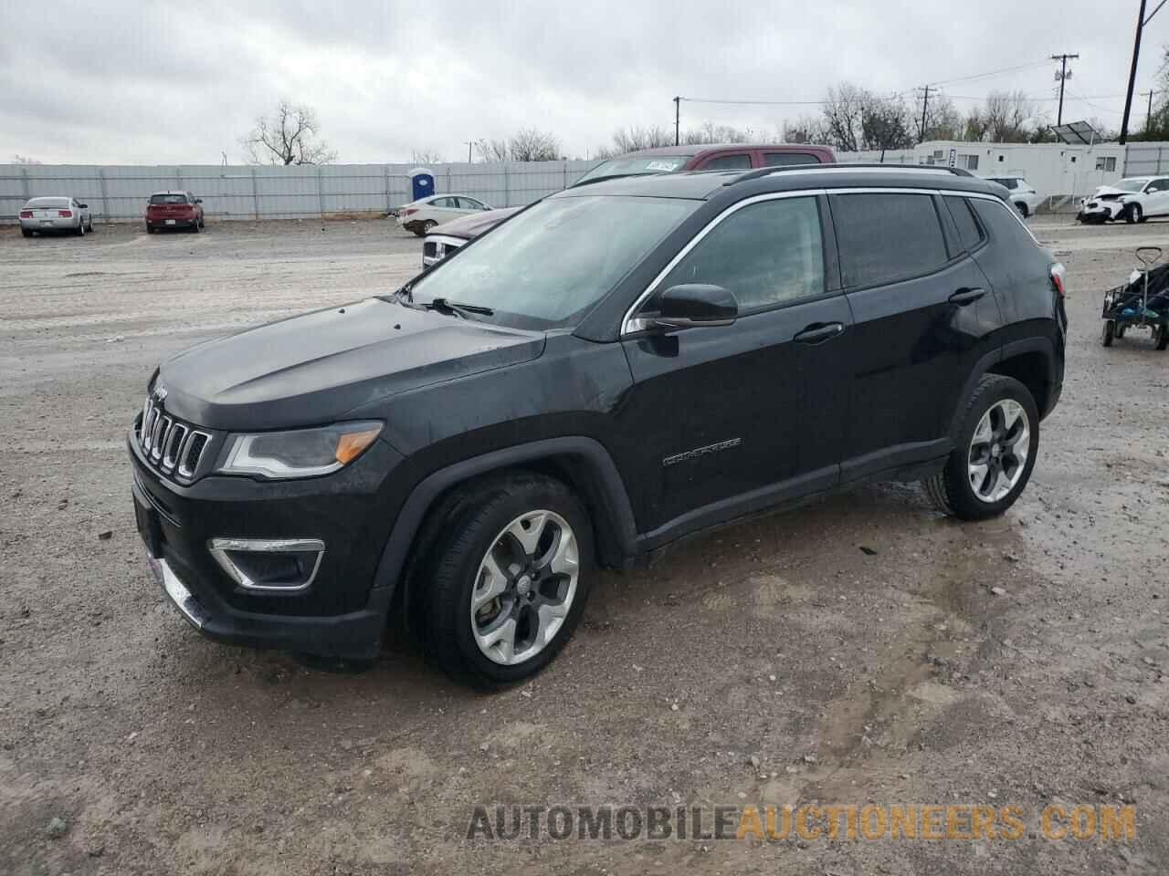 3C4NJDCB4JT442601 JEEP COMPASS 2018