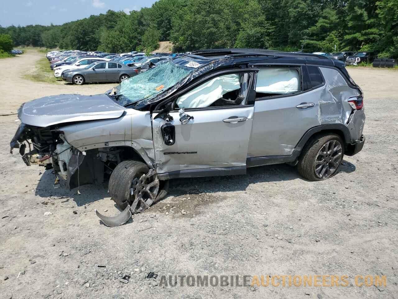 3C4NJDCB5LT157926 JEEP COMPASS 2020