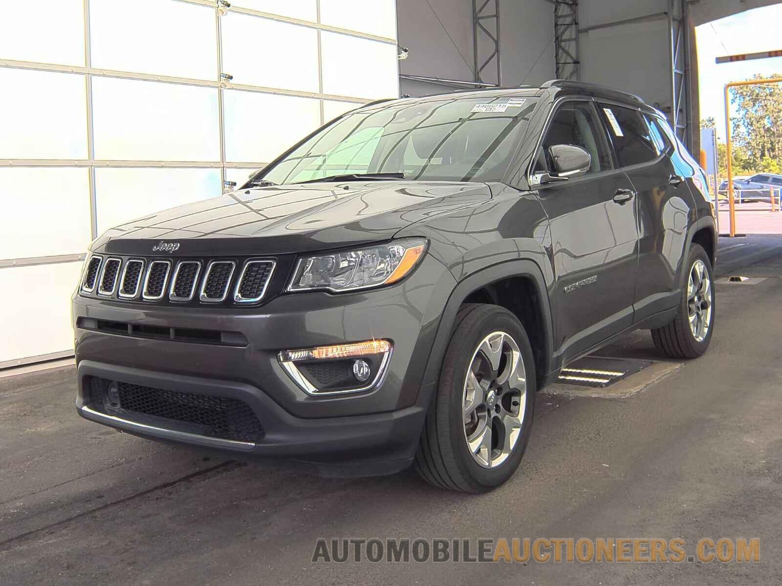 3C4NJDCB5MT512563 Jeep Compass 2021