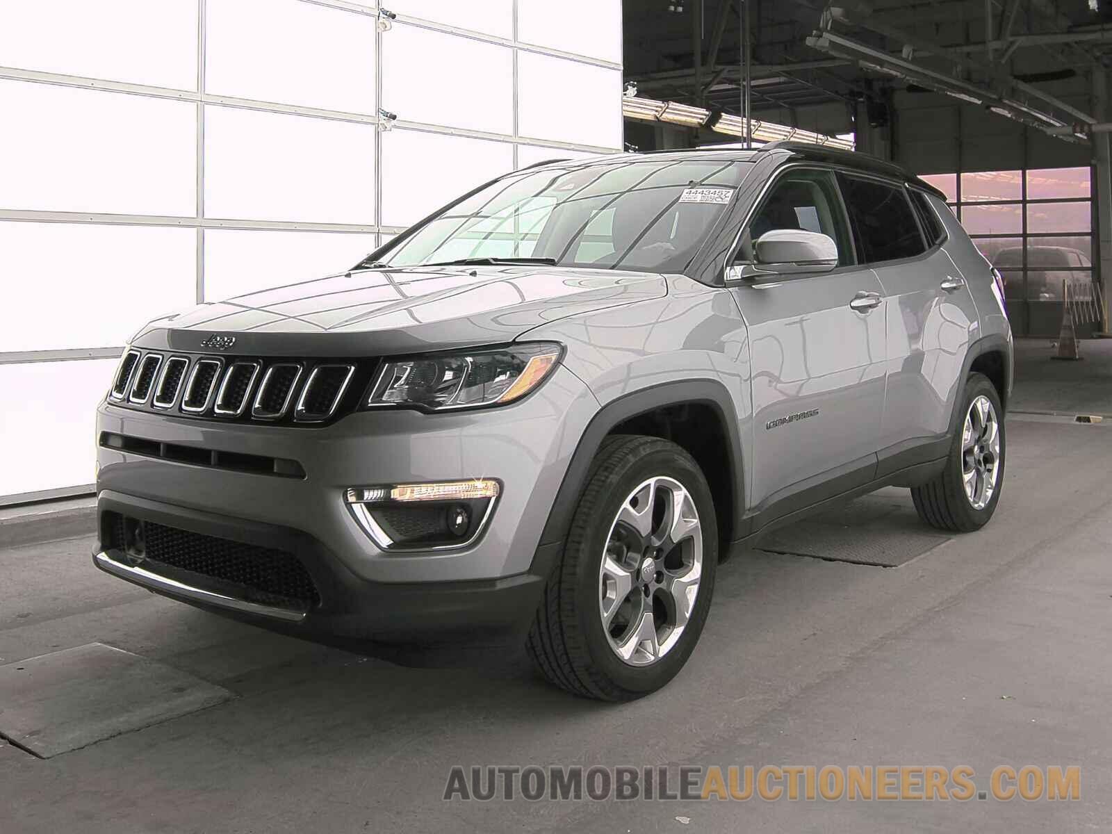 3C4NJDCB5MT558409 Jeep Compass 2021