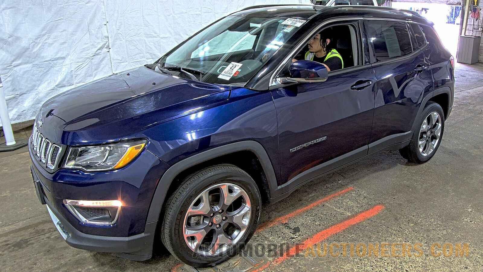 3C4NJDCB7JT130885 Jeep Compass 2018