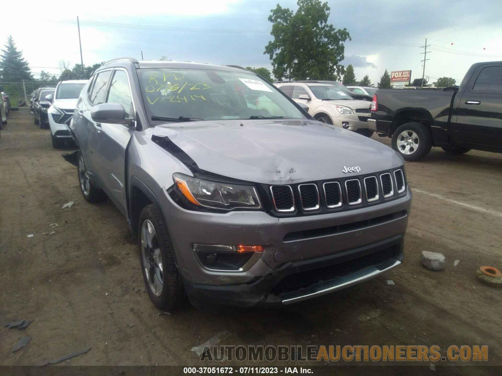 3C4NJDCB8JT252414 JEEP COMPASS 2018