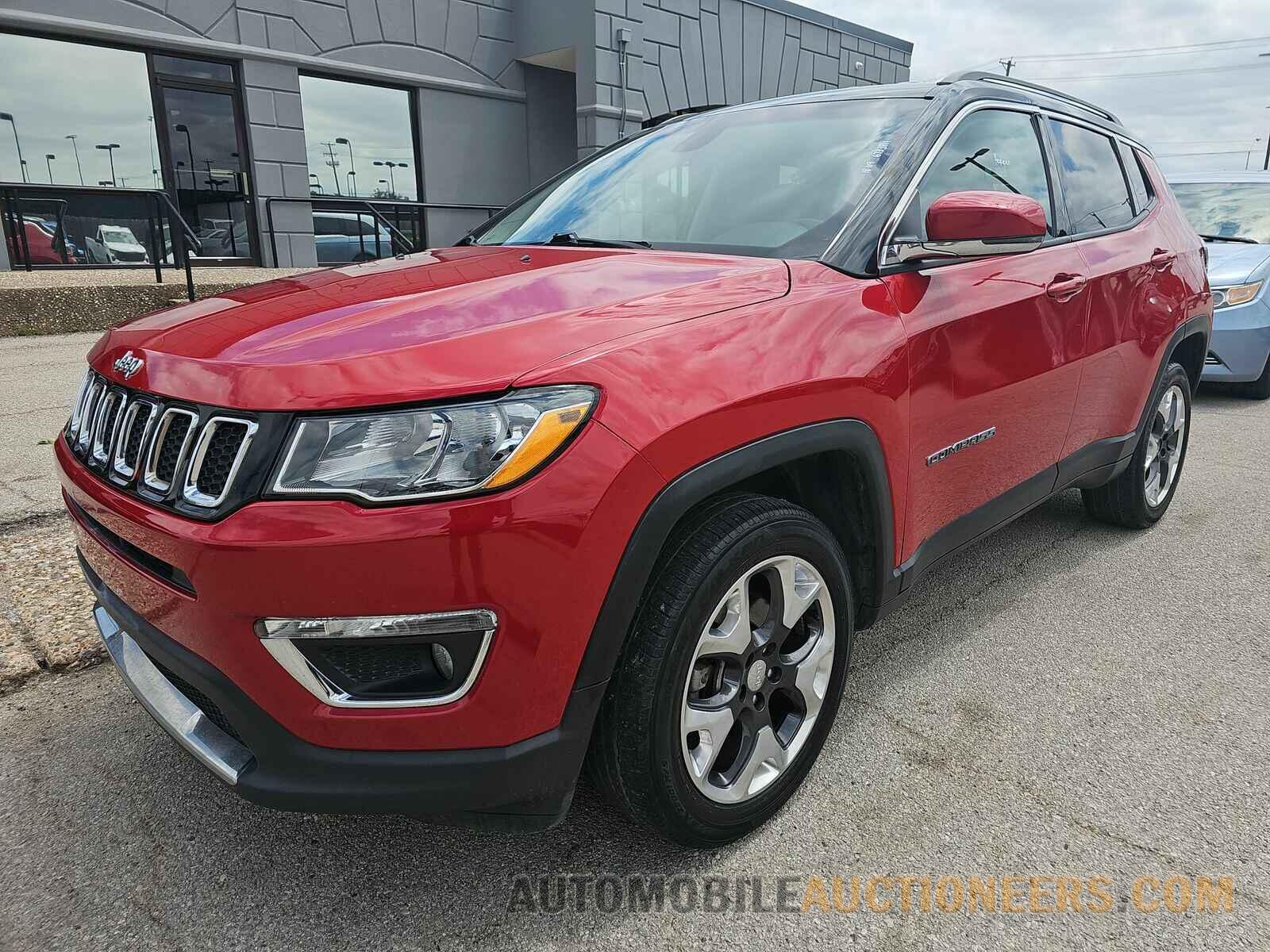 3C4NJDCB8JT307024 Jeep Compass 2018