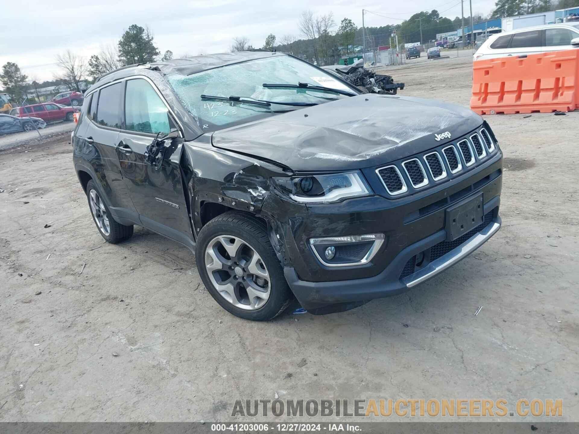 3C4NJDCB8JT332828 JEEP COMPASS 2018