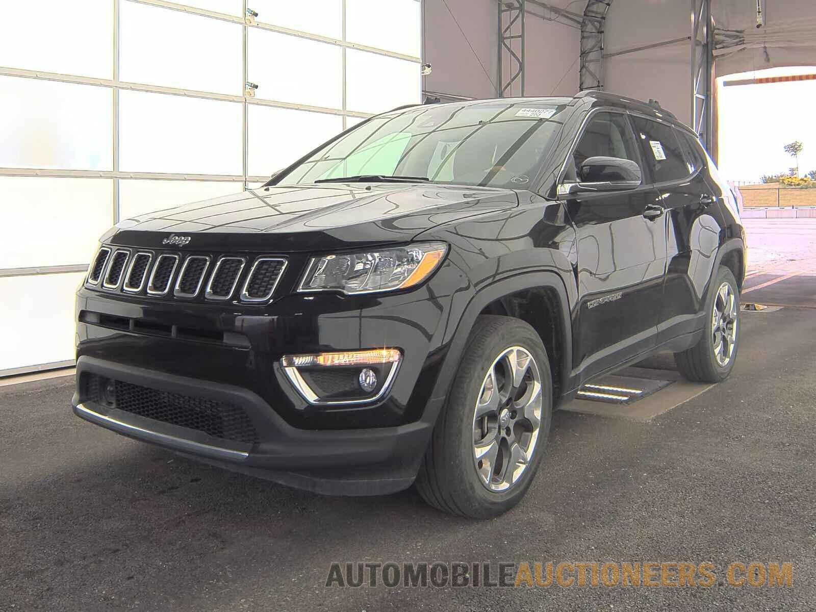 3C4NJDCB8MT572031 Jeep Compass 2021