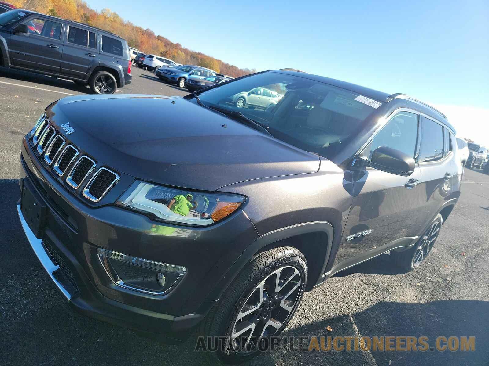 3C4NJDCB9HT610999 Jeep Compass 2017