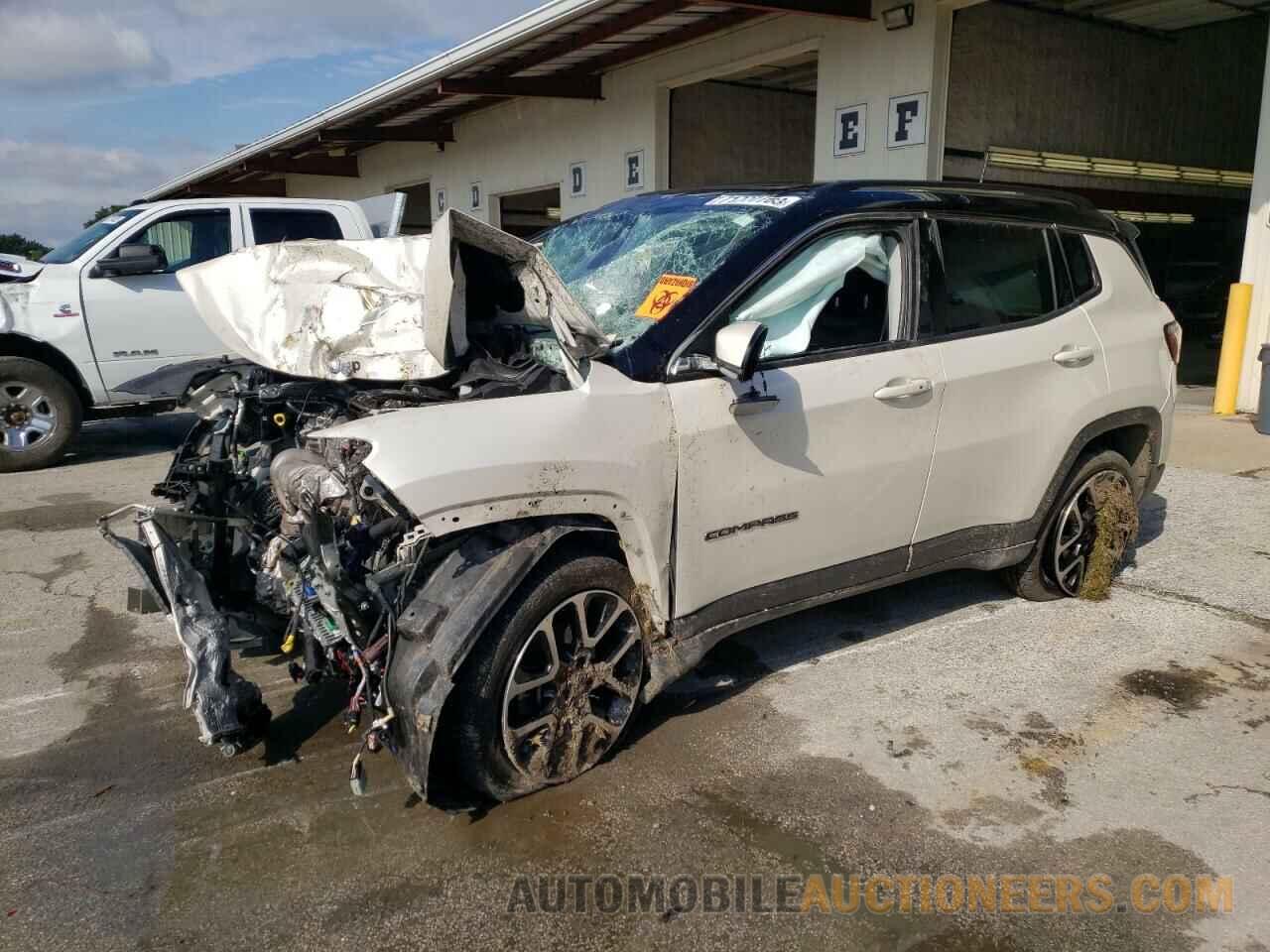 3C4NJDCB9JT238523 JEEP COMPASS 2018