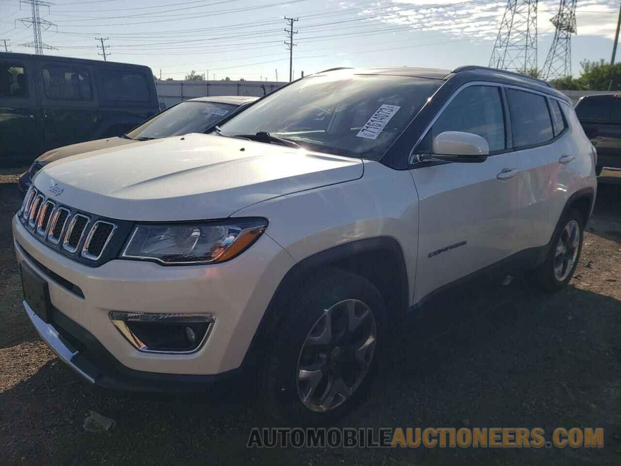 3C4NJDCB9JT281145 JEEP COMPASS 2018