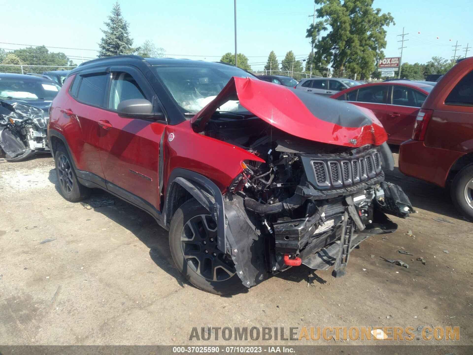 3C4NJDDB0KT709619 JEEP COMPASS 2019