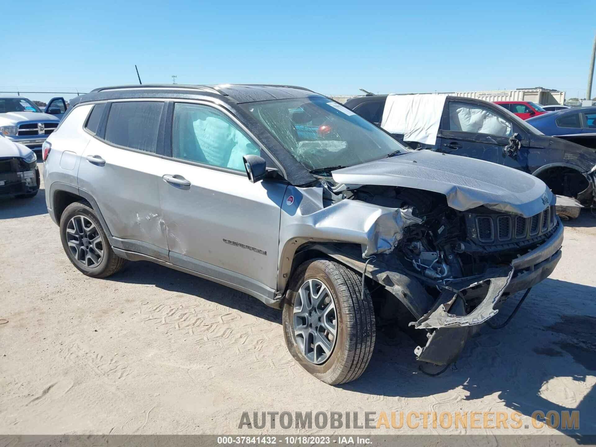 3C4NJDDB0KT759971 JEEP COMPASS 2019