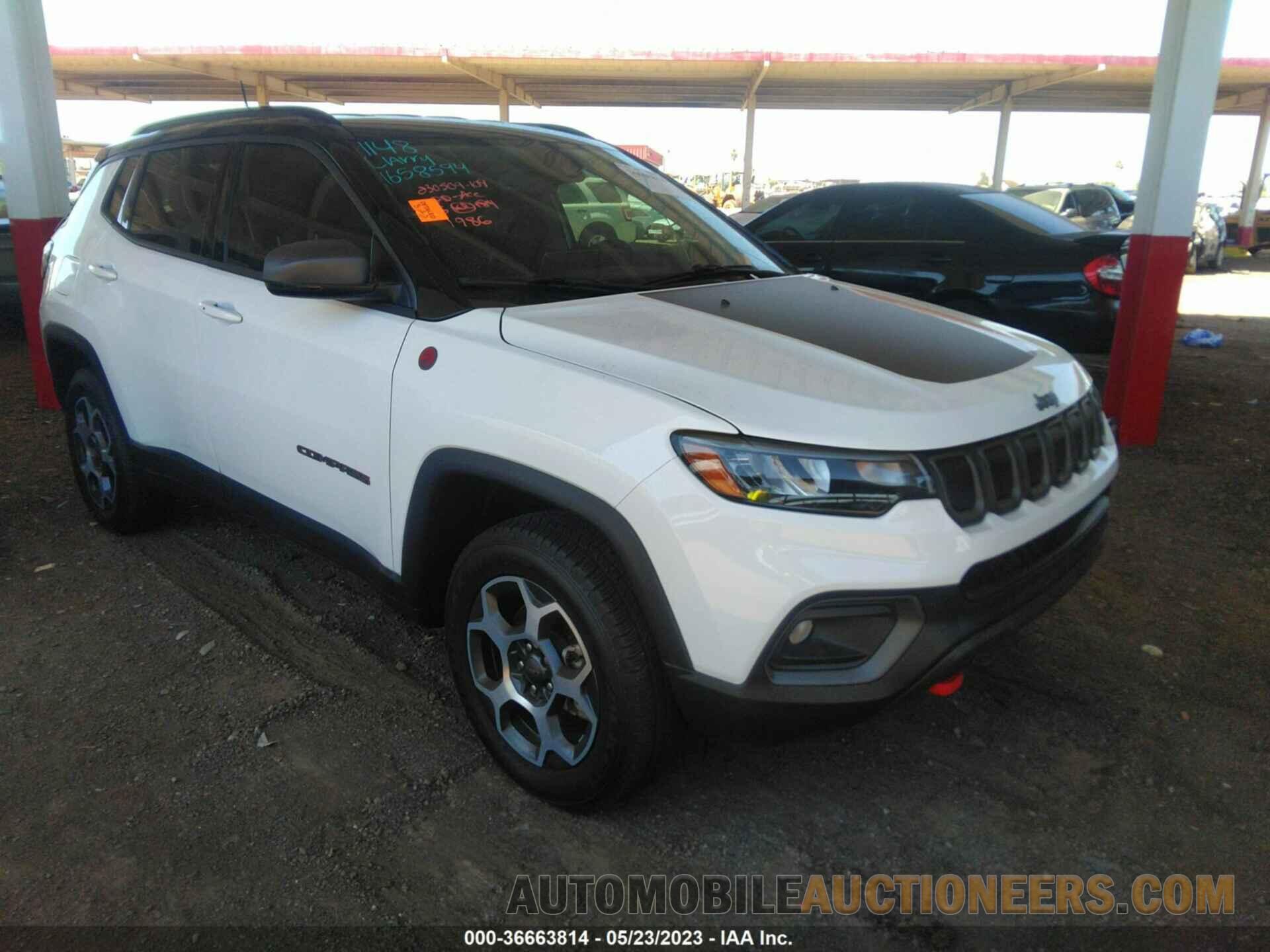 3C4NJDDB0NT111986 JEEP COMPASS 2022