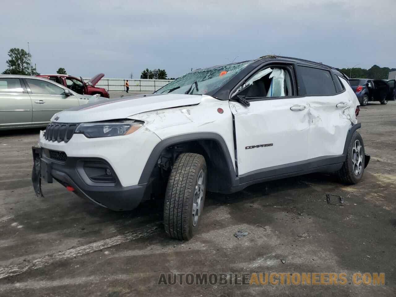 3C4NJDDB0NT141070 JEEP COMPASS 2022