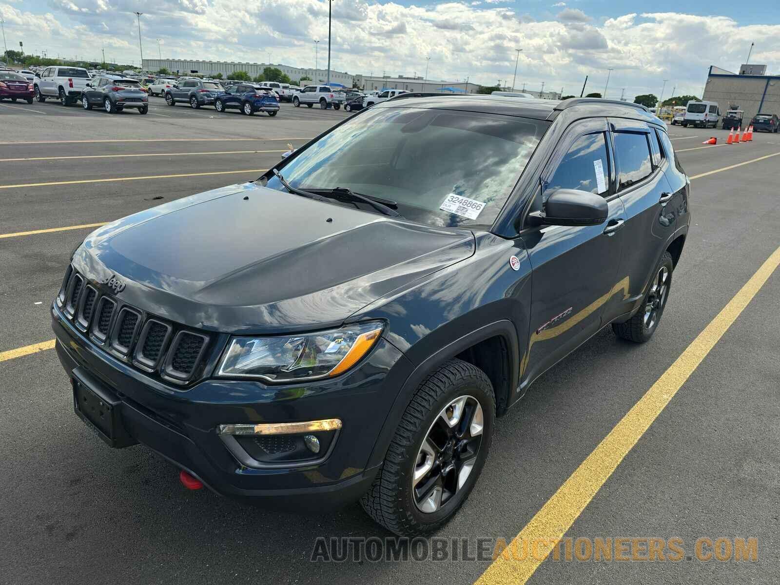 3C4NJDDB1HT636088 Jeep Compass 2017