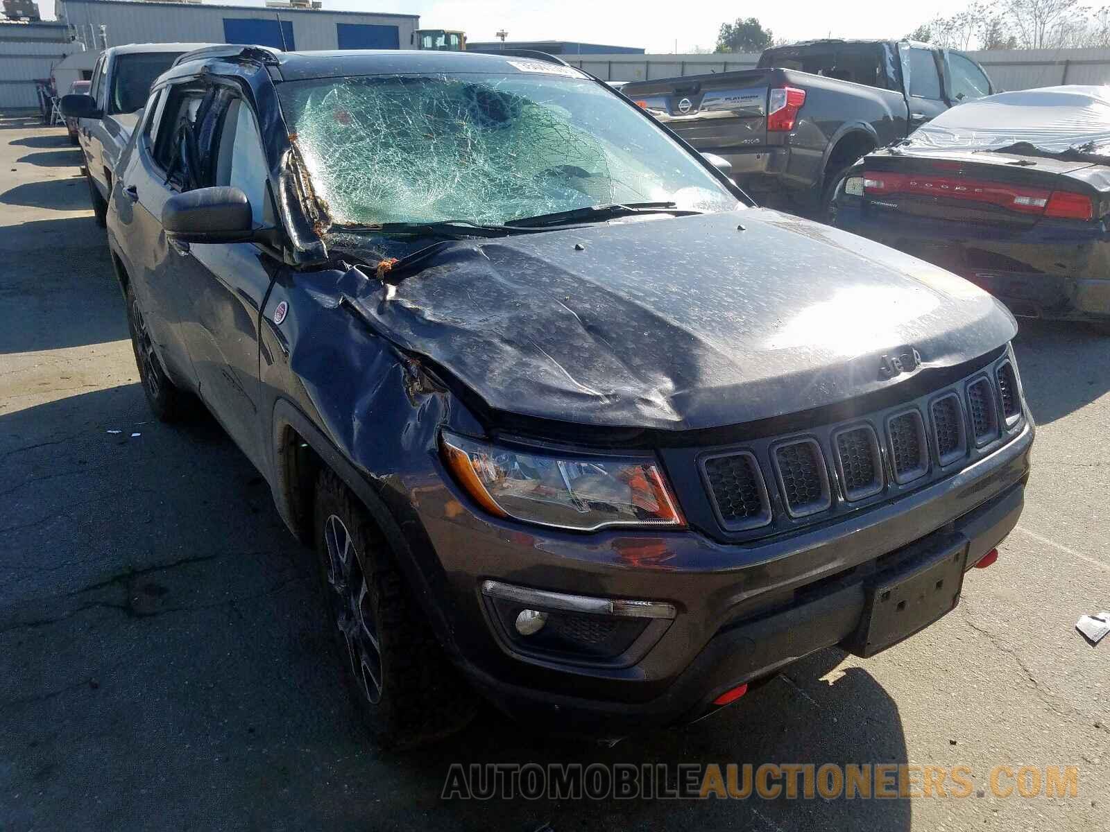 3C4NJDDB1JT483184 JEEP COMPASS 2018