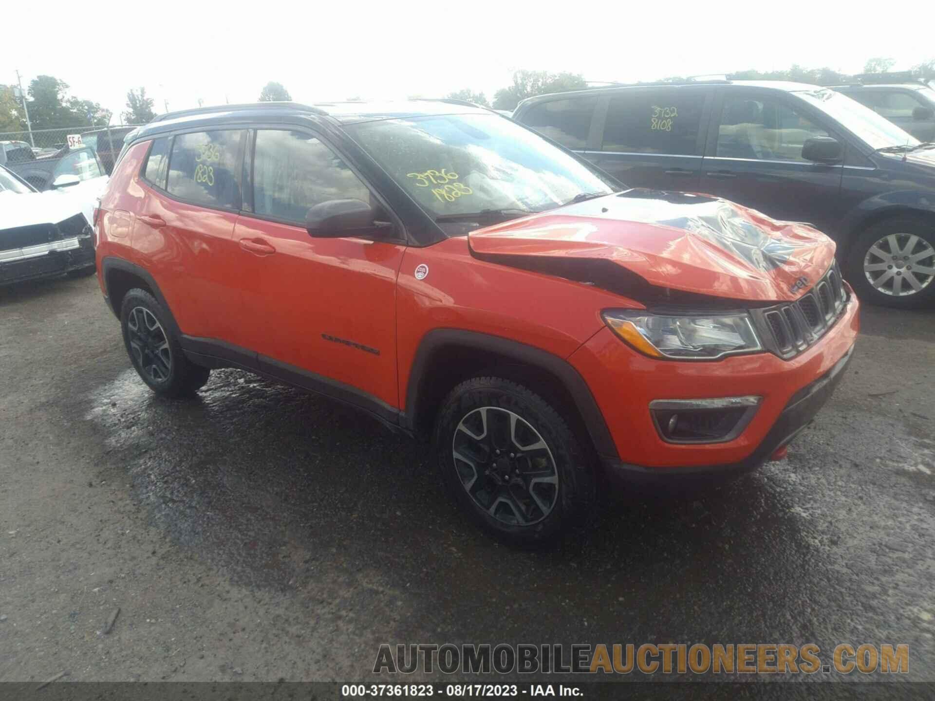 3C4NJDDB1JT483668 JEEP COMPASS 2018