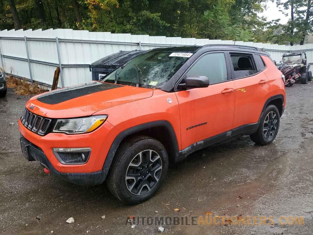 3C4NJDDB1JT483752 JEEP COMPASS 2018