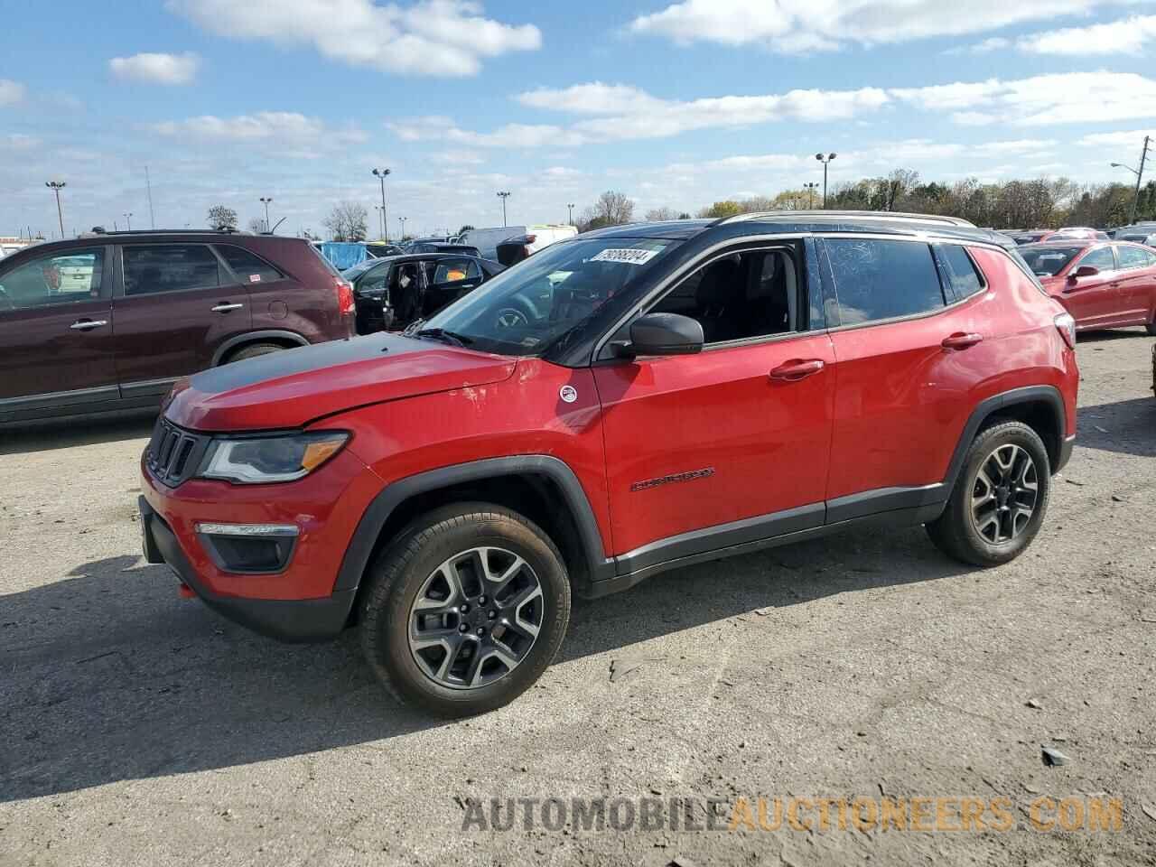 3C4NJDDB1KT617807 JEEP COMPASS 2019