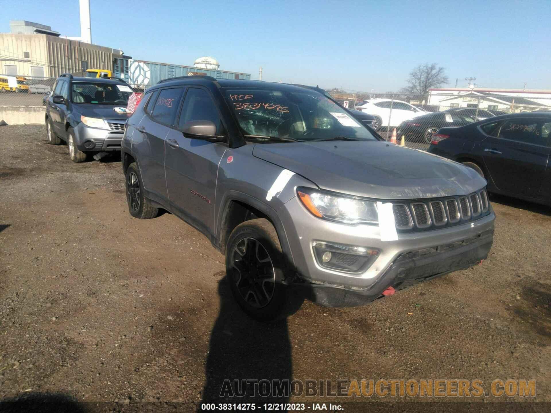 3C4NJDDB1KT624479 JEEP COMPASS 2019