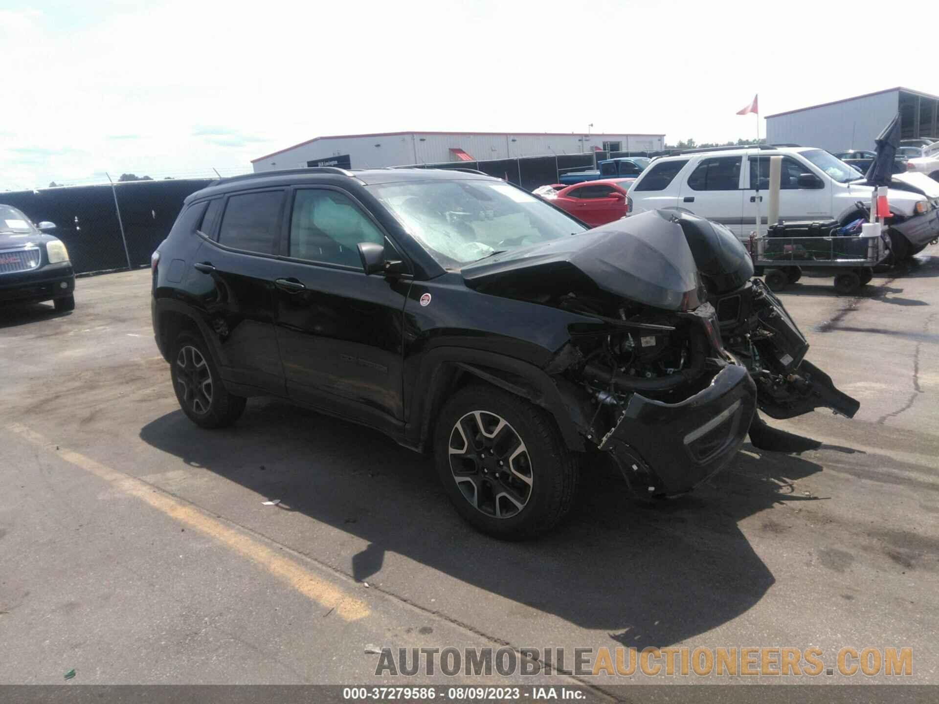 3C4NJDDB1KT671804 JEEP COMPASS 2019