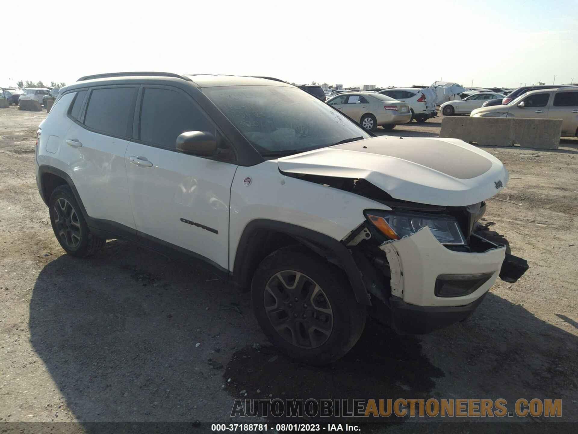 3C4NJDDB1KT752740 JEEP COMPASS 2019