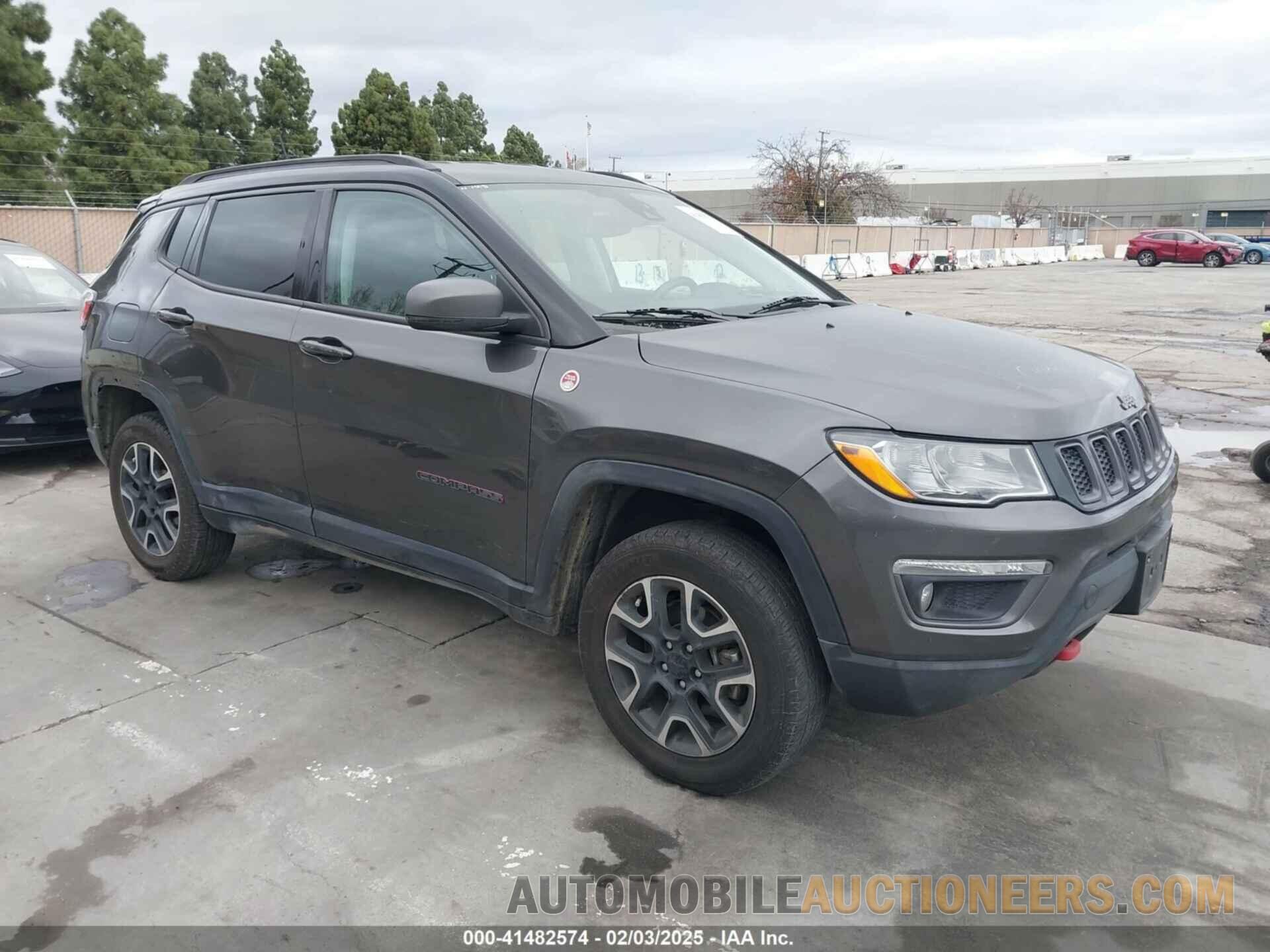 3C4NJDDB1MT564870 JEEP COMPASS 2021