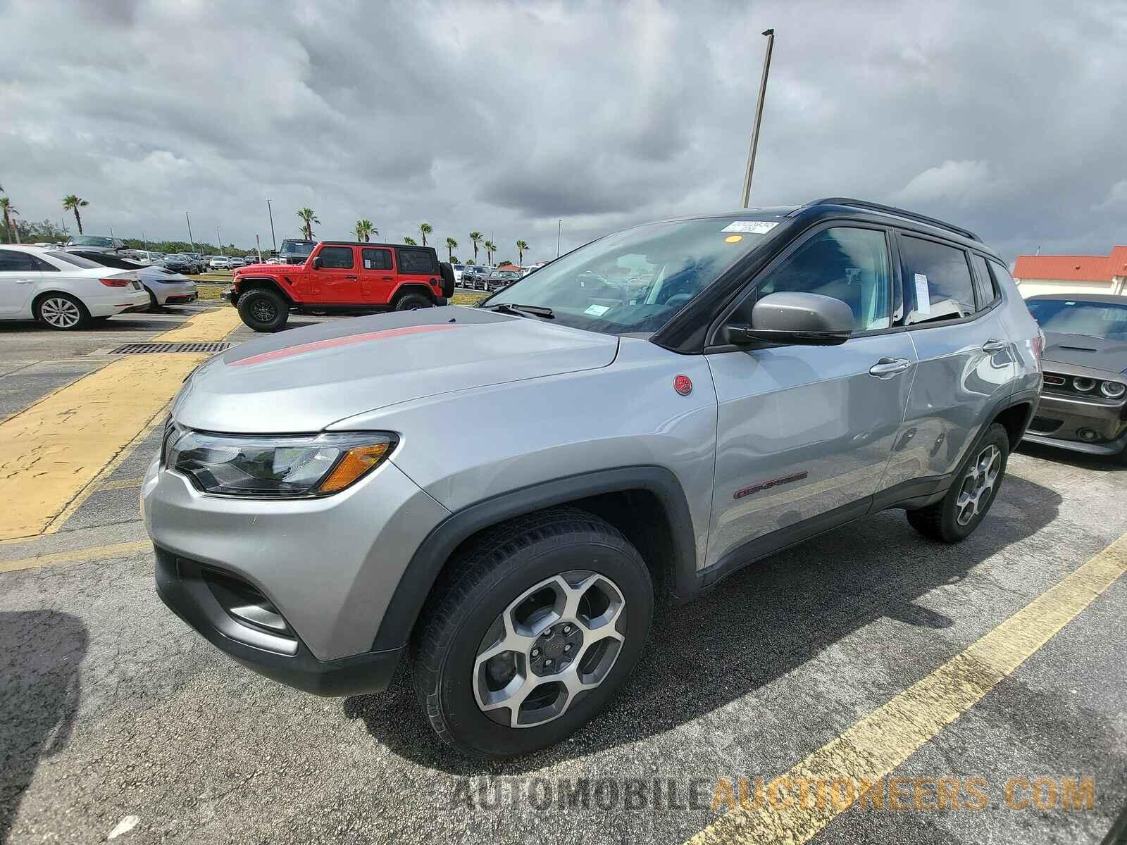 3C4NJDDB1NT104710 Jeep Compass 2022