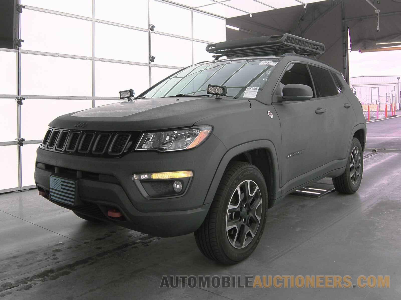 3C4NJDDB2KT620098 Jeep Compass 2019