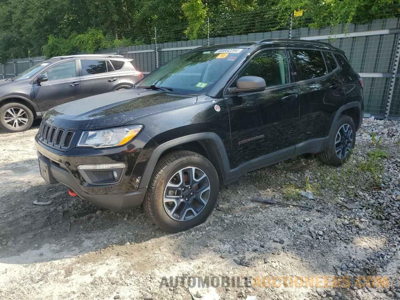 3C4NJDDB2KT704468 JEEP COMPASS 2019