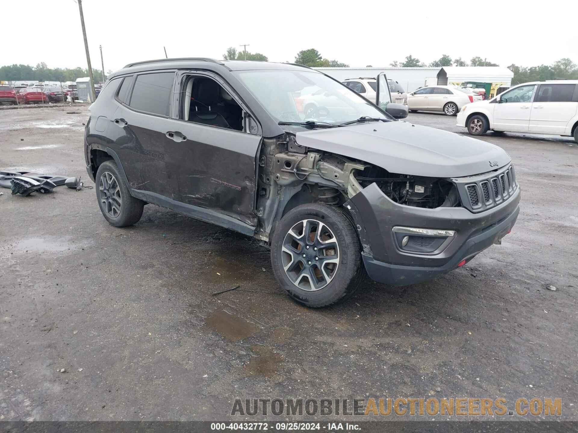 3C4NJDDB2KT748227 JEEP COMPASS 2019