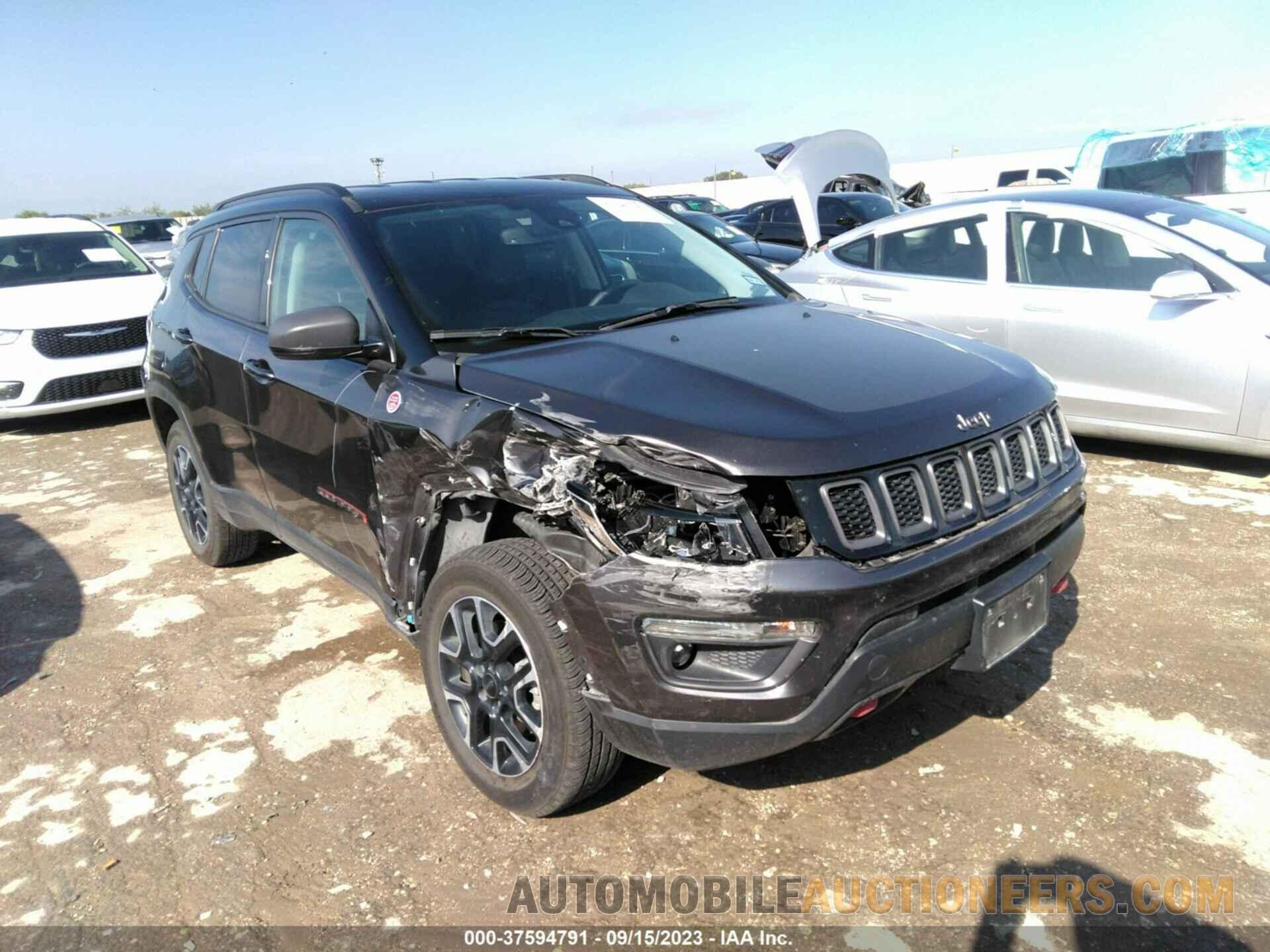 3C4NJDDB2MT600579 JEEP COMPASS 2021