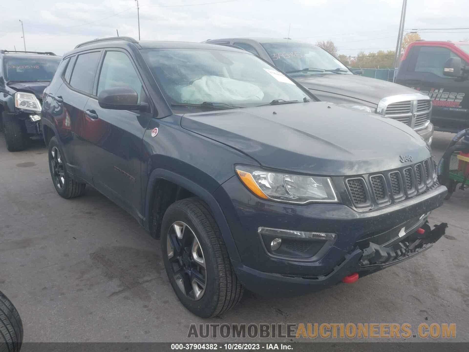 3C4NJDDB3JT320729 JEEP COMPASS 2018