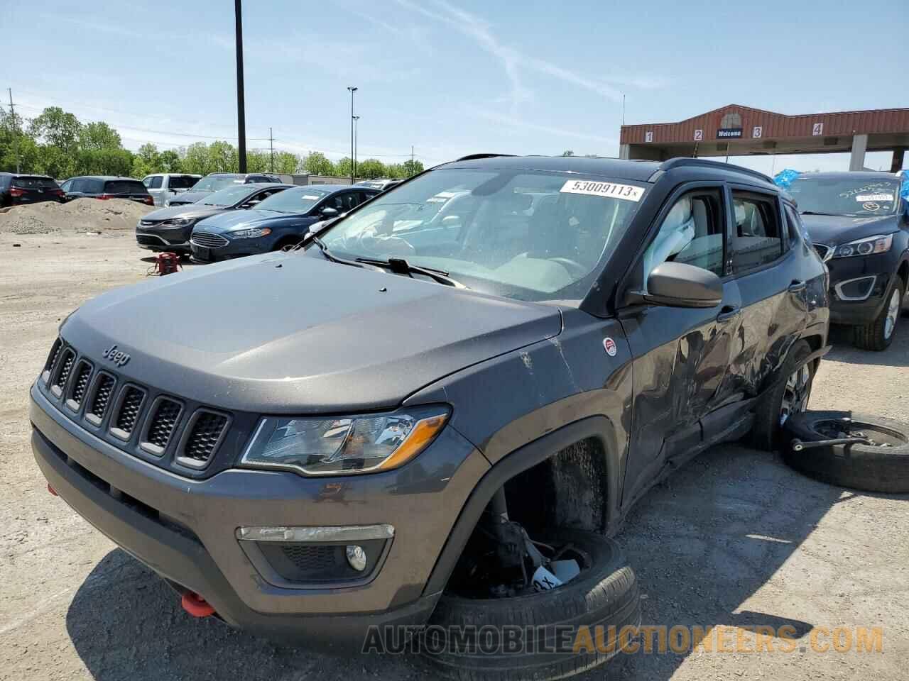 3C4NJDDB3JT328989 JEEP COMPASS 2018