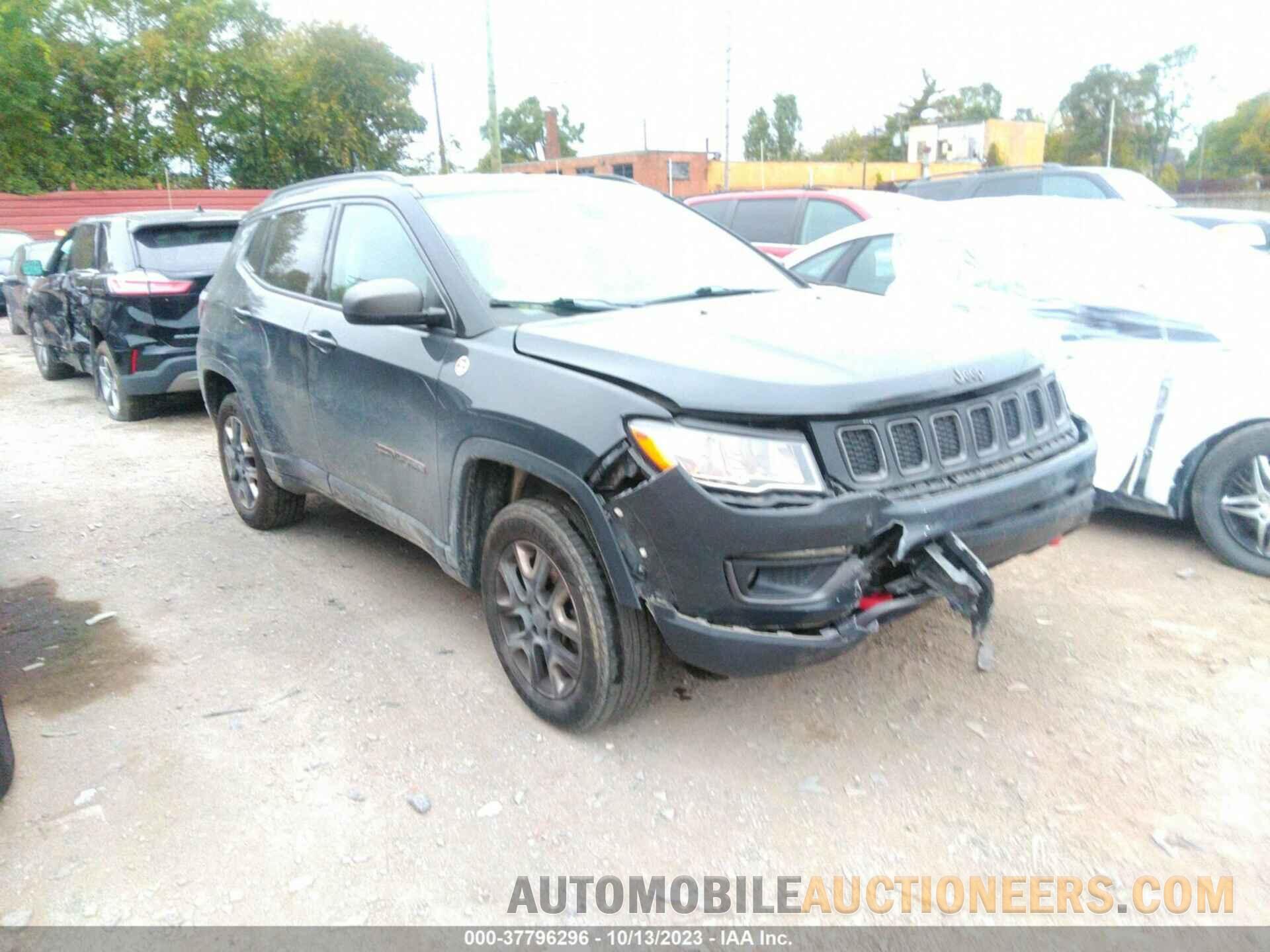 3C4NJDDB3JT334663 JEEP COMPASS 2018